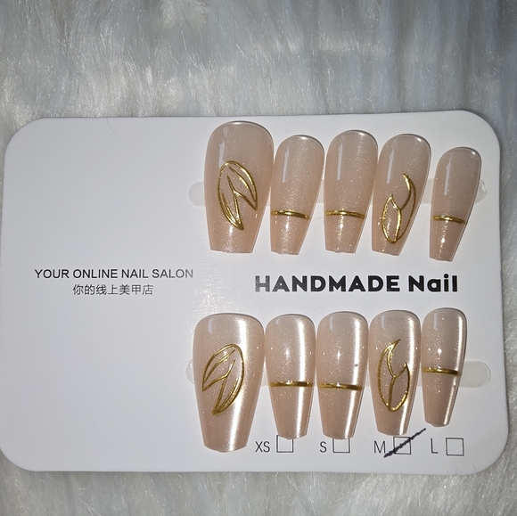Other - Handmade Nail Set - Gold and Cream